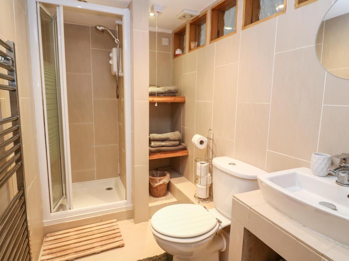 Maia House Apartment เพนริน ภายนอก รูปภาพ